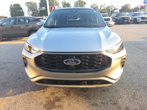 Used 2023 Ford Escape ST-Line Select w/ Tech Pack #2 AWD/4WD image 2