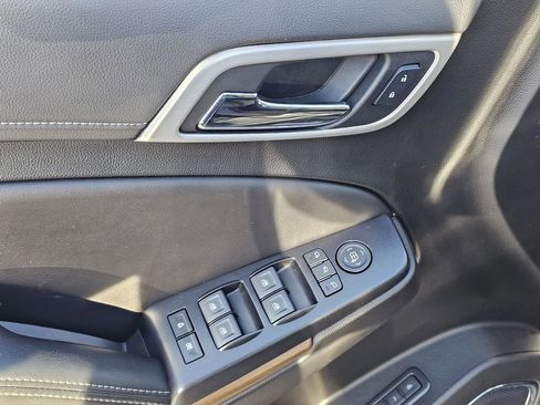 Used 2020 GMC Yukon Denali w/ Denali Ultimate Package image 17