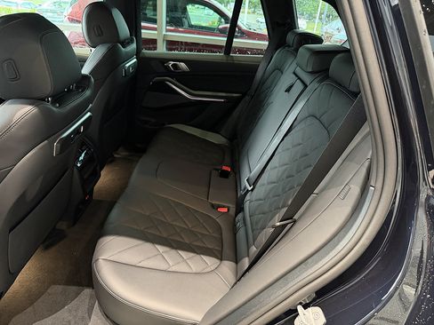New 2026 BMW X5 xDrive40i w/ M Sport Package AWD/4WD image 13