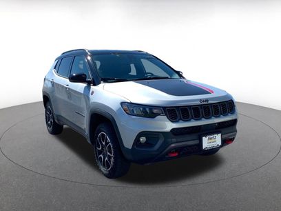 Used 2025 Jeep Compass Trailhawk