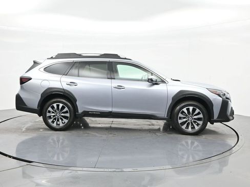 Used 2024 Subaru Outback Touring XT AWD/4WD image 4