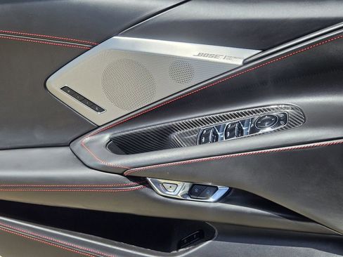 Used 2022 Chevrolet Corvette Stingray Premium Conv w/ Z51 Performance Package image 25