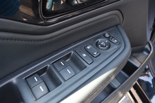 Used 2025 Honda Odyssey Elite image 13