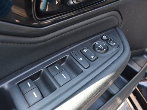 Used 2025 Honda Odyssey Elite image 13