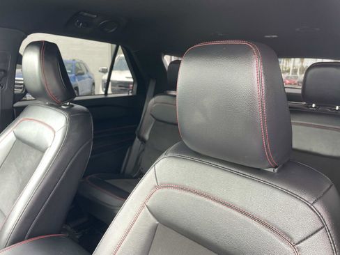 Used 2023 Ford Explorer ST-Line w/ Class IV Trailer Tow Package RWD image 24