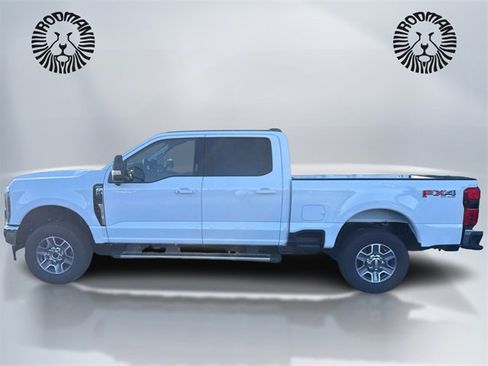 New 2026 Ford F250 Lariat w/ FX4 Off-Road Package image 8