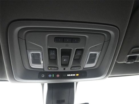 Used 2020 GMC Sierra 1500 Denali w/ Denali Ultimate Package image 36