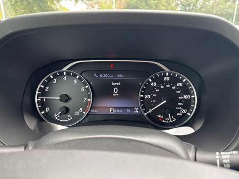 New 2025 Nissan Frontier SV w/ SV Convenience Package image 10