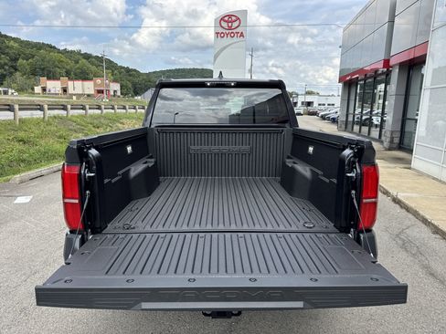 New 2025 Toyota Tacoma SR5 AWD/4WD image 28