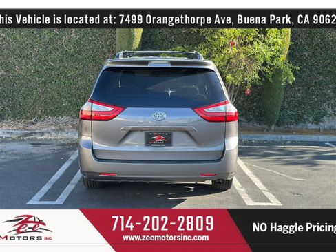 Used 2015 Toyota Sienna LE FWD image 8