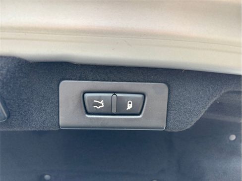 Used 2018 Maserati Quattroporte GTS GranSport image 49