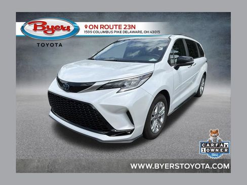 Used 2023 Toyota Sienna XSE AWD/4WD image 1