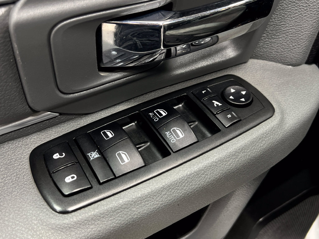Used 2013 RAM 1500 Outdoorsman AWD/4WD image 16