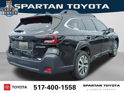 Used 2023 Subaru Outback Premium image 7