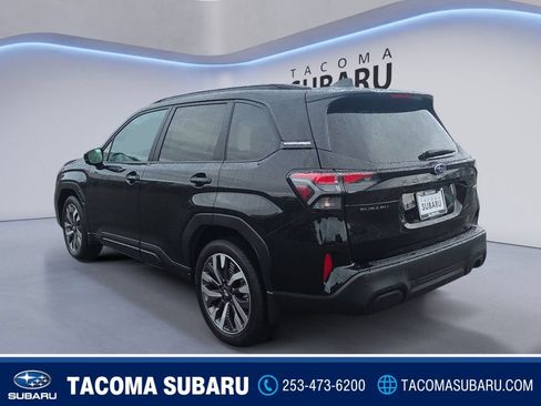New 2026 Subaru Forester Touring AWD/4WD image 4