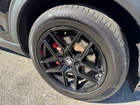 Used 2021 Ford Explorer ST w/ Equipment Group 401A image 11