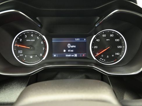 Used 2021 Chevrolet TrailBlazer LT w/ Premium Seating Package AWD/4WD image 14