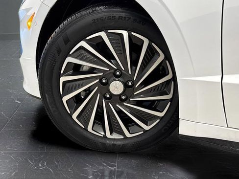 Used 2022 Hyundai Sonata Limited image 33