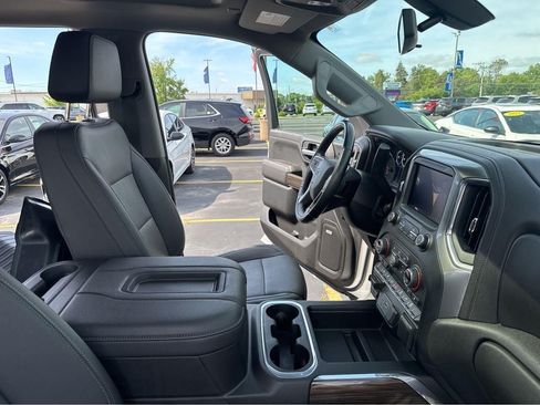 Used 2021 Chevrolet Silverado 1500 LT Trail Boss w/ Convenience Package II AWD/4WD image 28
