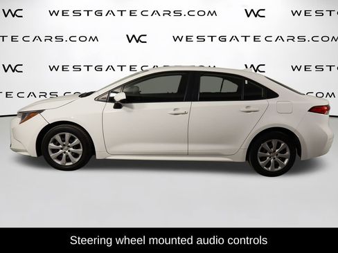 Used 2023 Toyota Corolla LE image 5
