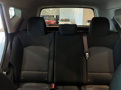 Used 2025 Kia Soul LX w/ LX Technology Package FWD image 37
