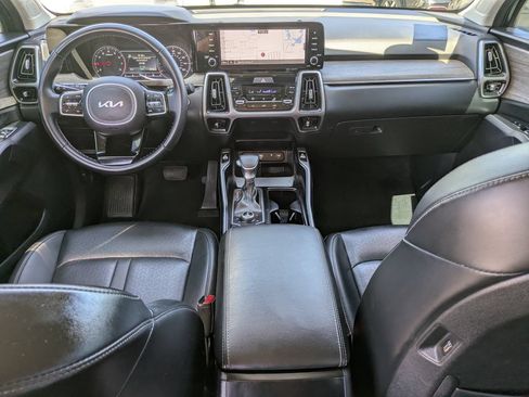 Certified 2023 Kia Sorento S w/ Panoramic Sunroof Package AWD/4WD image 14
