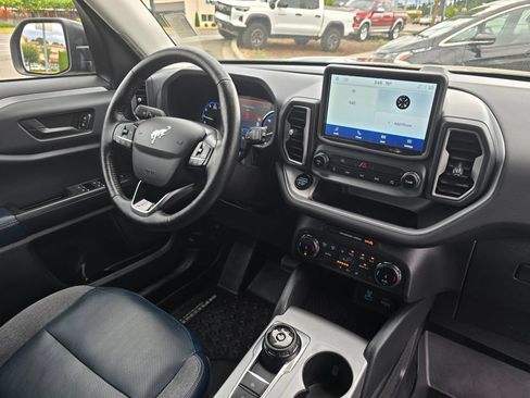 Used 2022 Ford Bronco Sport Outer Banks AWD/4WD image 12