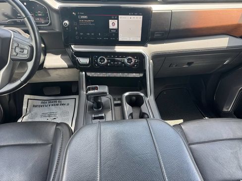 Used 2023 GMC Sierra 1500 Denali w/ Denali Reserve Package AWD/4WD image 13