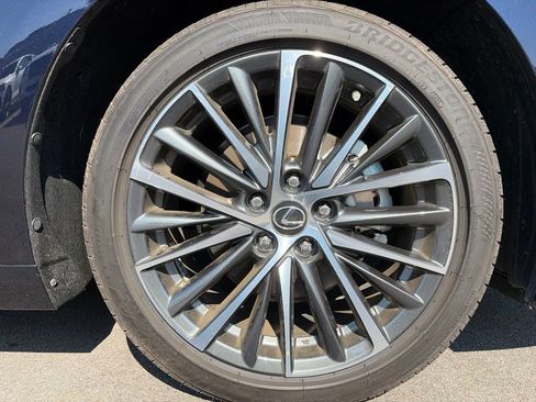 Used 2024 Lexus ES 350 w/ Premium Package FWD image 24