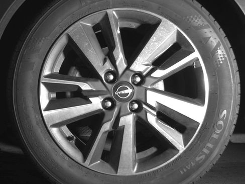 Used 2025 Nissan Versa SV image 12