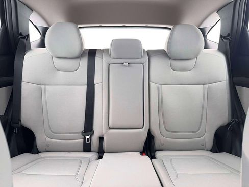 New 2026 Hyundai Tucson SE image 25