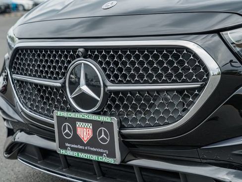 Used 2024 Mercedes-Benz E 350 4MATIC Sedan image 12