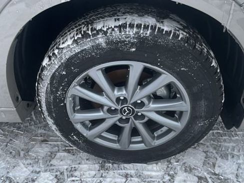 Used 2025 MAZDA CX-5 AWD 2.5 S w/ Select Package image 16