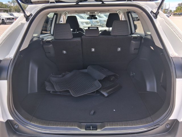 Used 2024 Toyota RAV4 LE FWD image 17