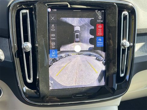 New 2026 Volvo XC40 B5 Plus w/ Protection Package Premier image 27