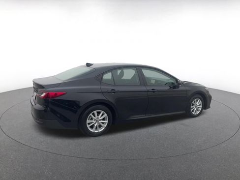 Used 2025 Toyota Camry LE image 14