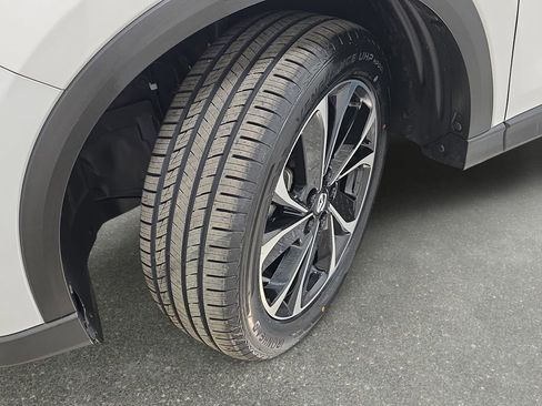 Used 2023 MAZDA CX-5 AWD 2.5 S w/ Premium Package image 29