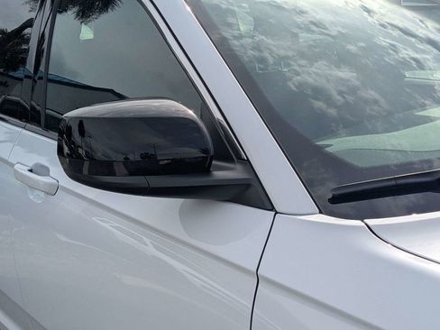 New 2026 Jeep Grand Cherokee L Laredo AWD/4WD image 11