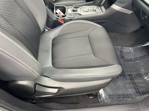 Used 2021 Subaru Forester Premium image 23