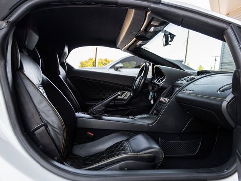 Used 2014 Lamborghini Gallardo LP 550-2 image 35