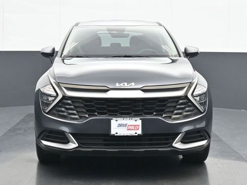 Used 2023 Kia Sportage LX image 1