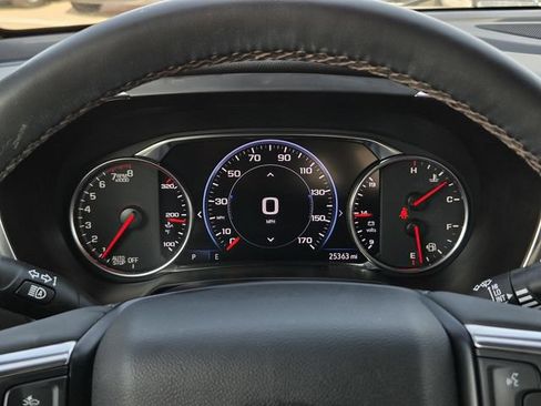Used 2023 Chevrolet Blazer Premier w/ Enhanced Convenience Package FWD image 22