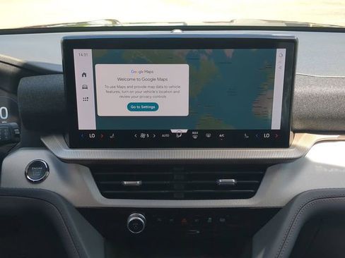 New 2026 Ford Explorer Active RWD image 19