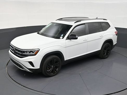 Used 2022 Volkswagen Atlas SE FWD image 11