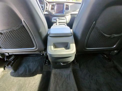 Used 2017 Volvo XC90 T5 Momentum w/ Vision Package FWD image 26