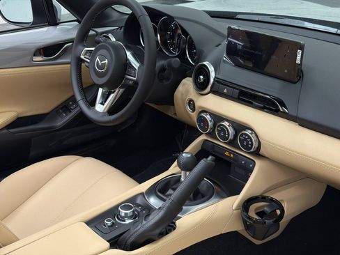 New 2026 MAZDA MX-5 Miata Grand Touring w/ Appearance Package RWD image 12