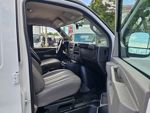 New 2025 GMC Savana 2500 Work Van w/ Driver Convenience Package image 18