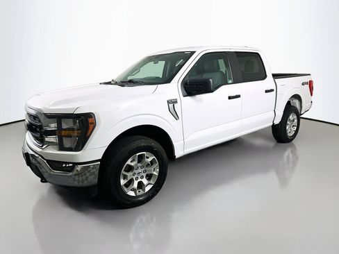 Used 2023 Ford F150 XLT AWD/4WD image 3