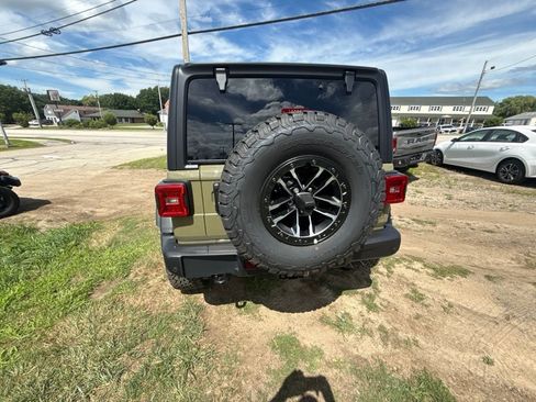 New 2026 Jeep Wrangler Unlimited Rubicon 392 AWD/4WD image 4