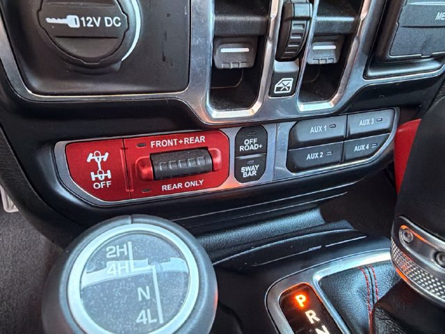 Used 2022 Jeep Gladiator Rubicon w/ LED Lighting Group AWD/4WD image 25